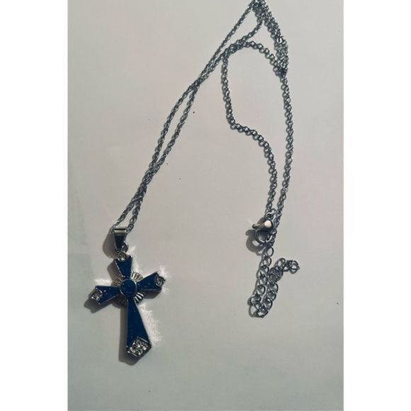 Copy - BEAUTIFUL BLUE OPAL CELTIC CROSS NECKLACE - Picture 6 of 8